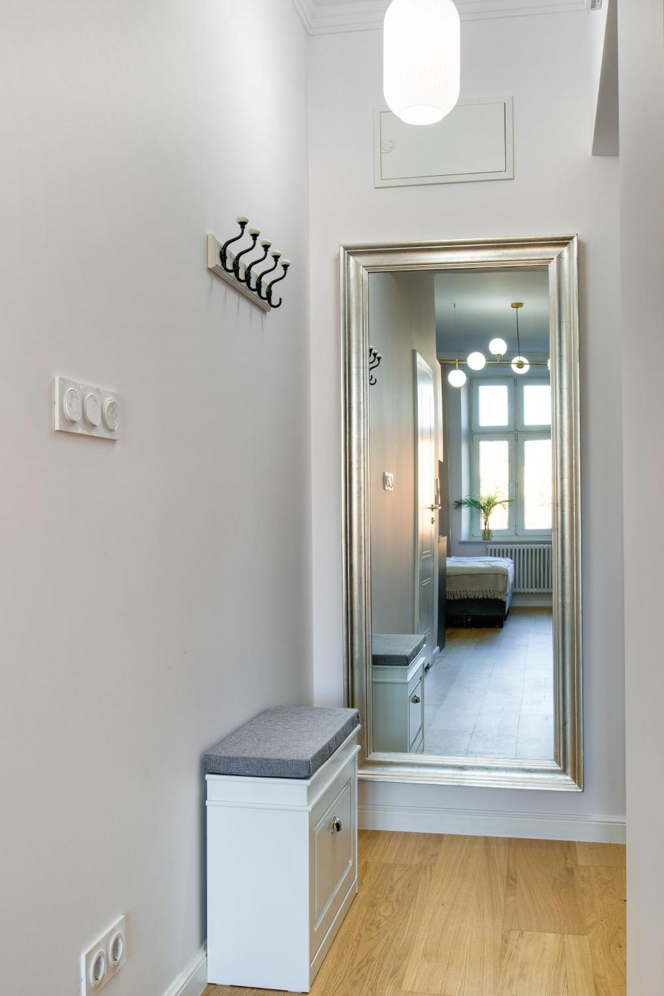 Discover Krakow Apartments - Lubomirskiego St - Classic & Modern - Near Main Station, Netflix And Ac Esterno foto