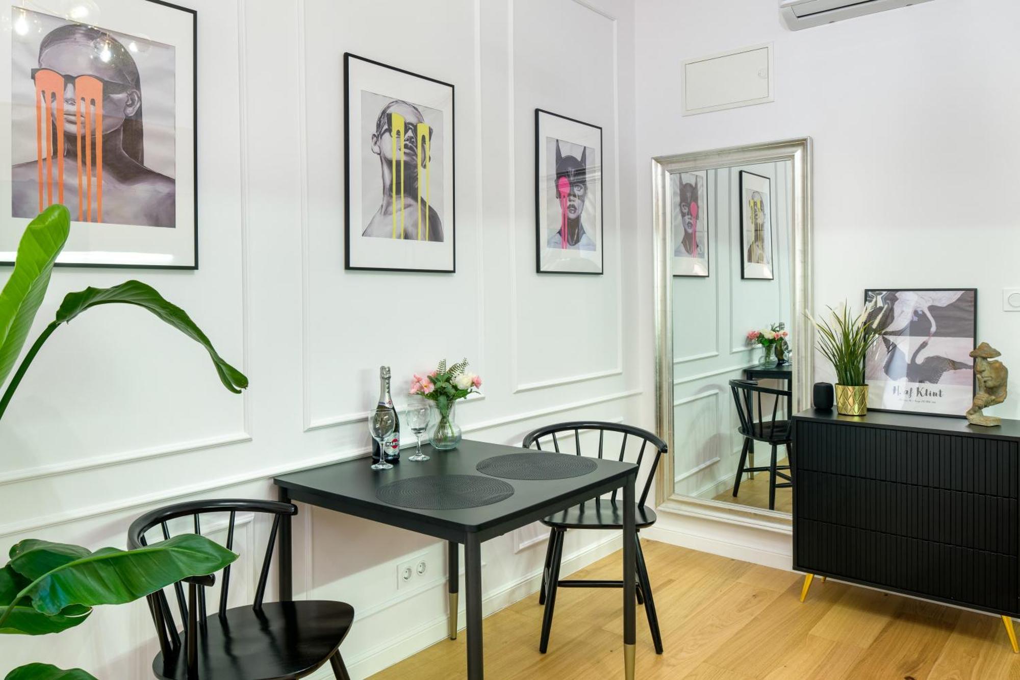 Discover Krakow Apartments - Lubomirskiego St - Classic & Modern - Near Main Station, Netflix And Ac Esterno foto
